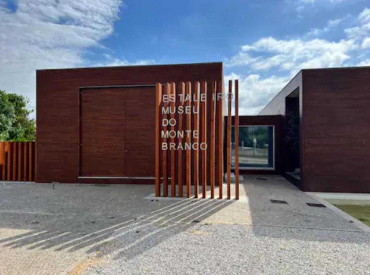 O Cantinho Entre A Ria E O Mar - With Hot Water Pool All Year Round Torreira Exterior foto